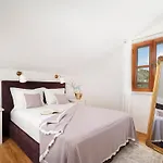 Lavanda Mansion Vila *