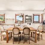 Lavanda Mansion Vila *