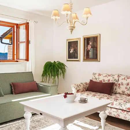 Lavanda Mansion Vila