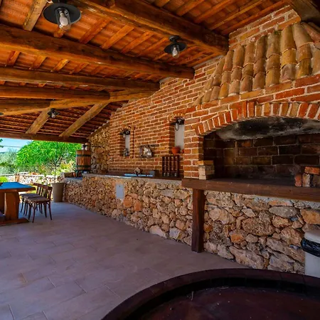 Lavanda Mansion Vila