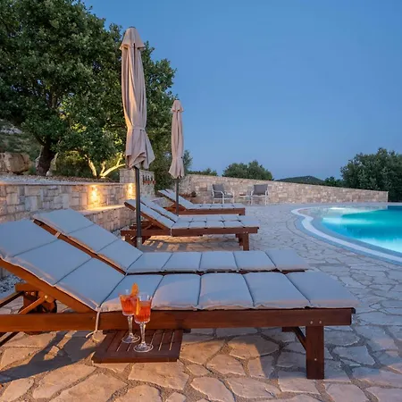 Lavanda Mansion Villa