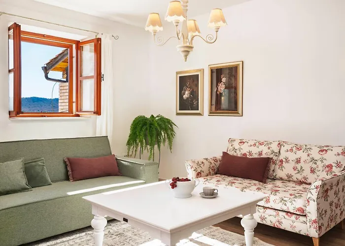 Lavanda Mansion Vila