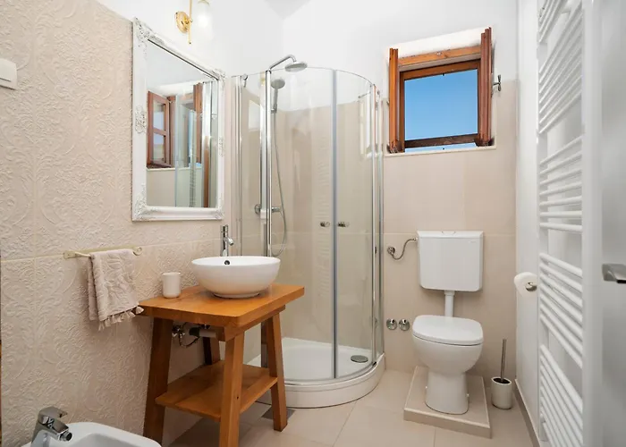 Lavanda Mansion Villa *